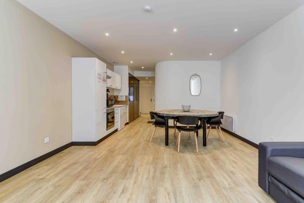 La Manufacture - Topdestination-Bourg - Centre Ville - Classe 3 Etoiles Exterior photo